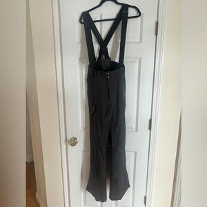 Mens small spyder gortex bibs